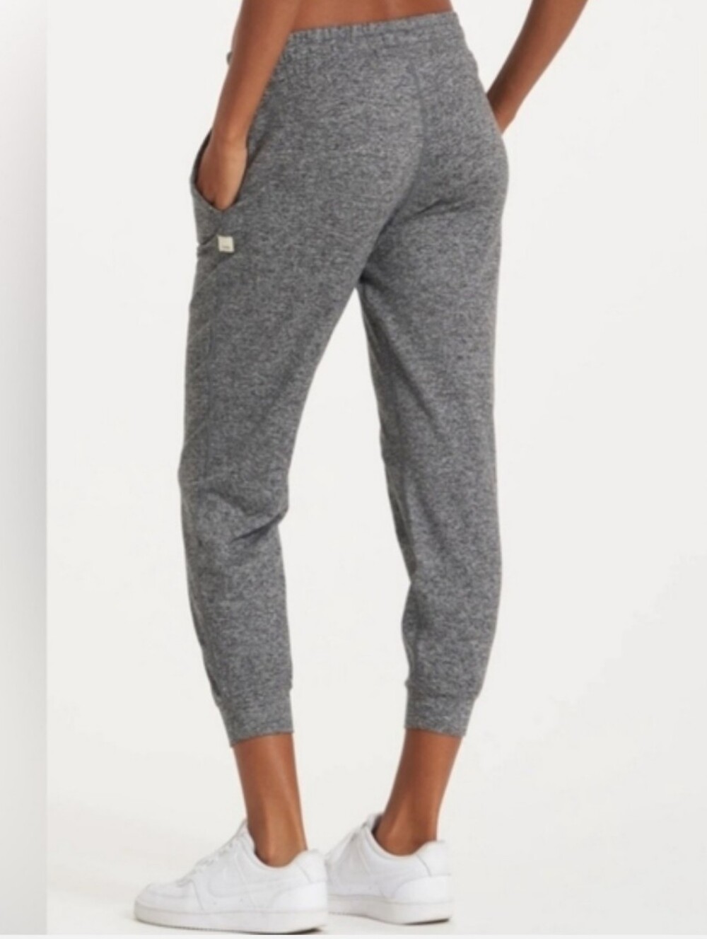 Vuori Performance Joggers Heathered Gray Crop Size M - Picture 3 of 11